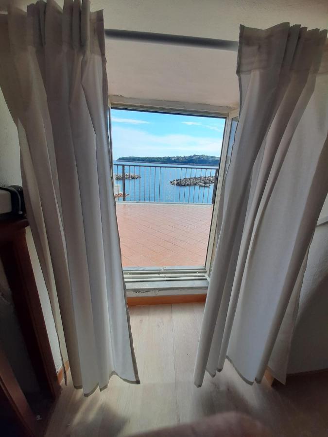 Residenza Mena Marina Corricella Lägenhet Procida Exteriör bild