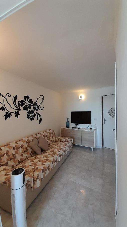 Residenza Mena Marina Corricella Lägenhet Procida Exteriör bild