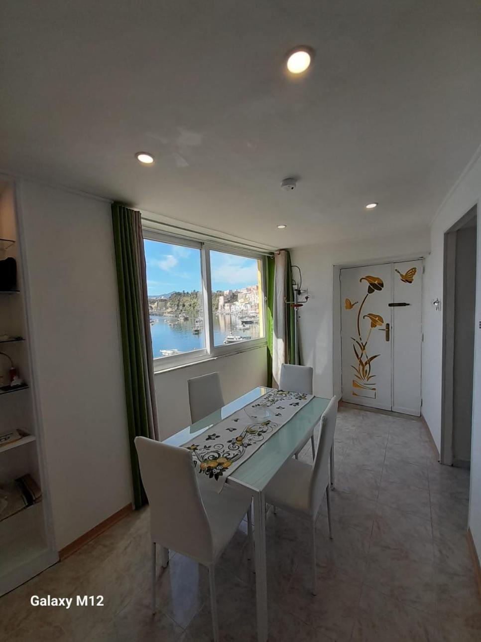 Residenza Mena Marina Corricella Lägenhet Procida Exteriör bild